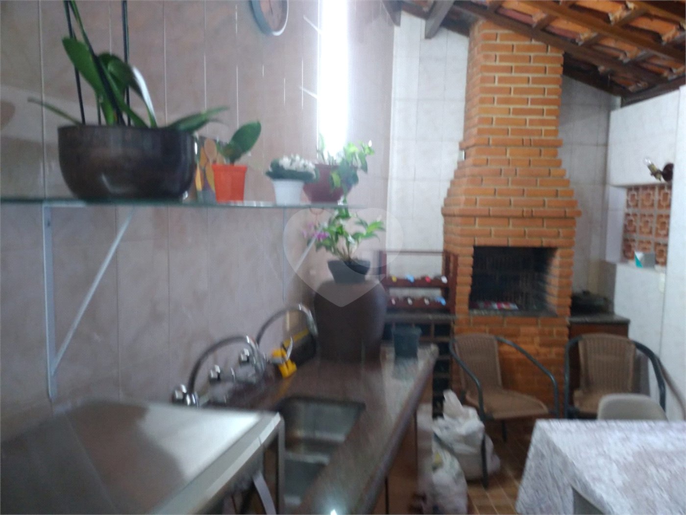 Casa à venda com 4 quartos, sendo 3 suítes, no condomínio Da Serra, São Paulo - SP