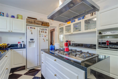 Casa de Vila à venda com 3 quartos, sendo 2 suítes, em Alto da Boa Vista, São Paulo, SP