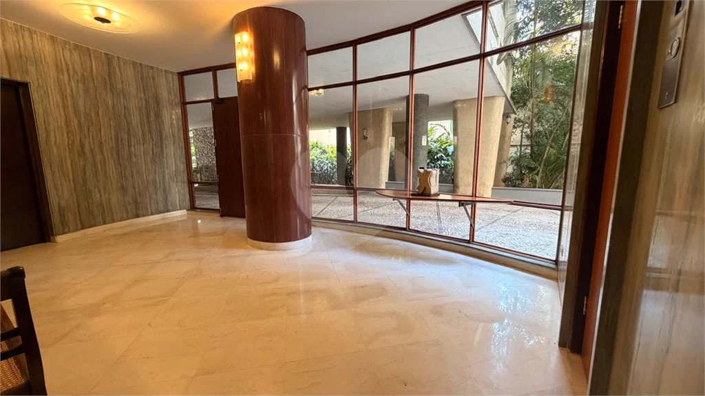 Apartamento à venda com 4 suítes em Jardim Portal I e II, São Paulo, SP