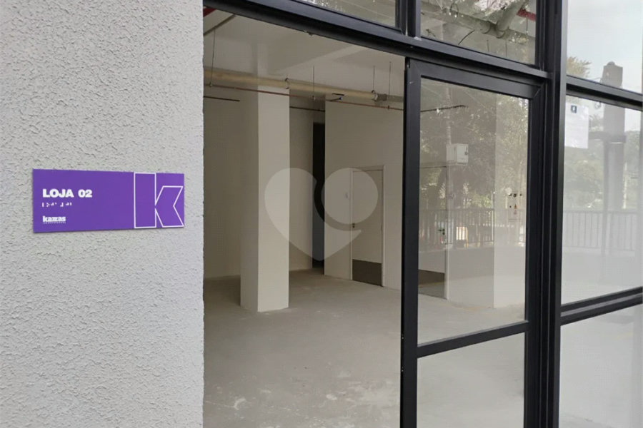 Aluga-se Loja Comercial Nova de 90 m² no Jabaquara