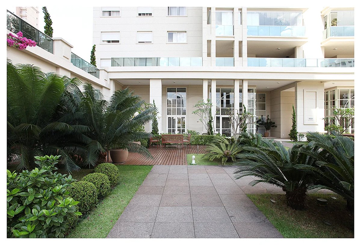 Apartamento à venda com 4 suítes em Vila Nova Conceição, São Paulo, SP