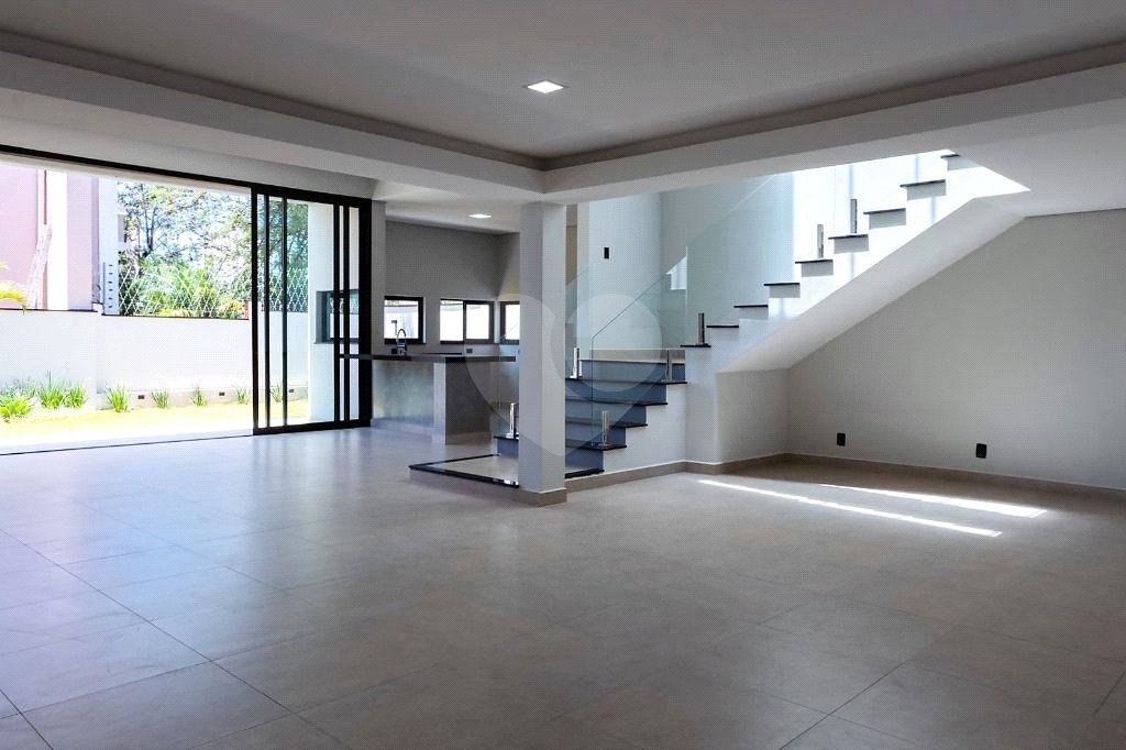 Casa à venda com 3 suítes no condomínio Belvedere I, Votorantim - SP