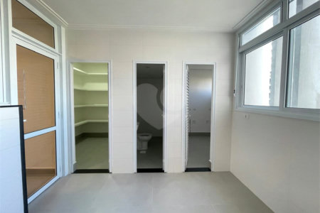 Apartamento à venda com 4 suítes em Alto da Boa Vista, São Paulo, SP