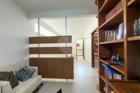 Casa de Vila à venda com 3 quartos, sendo 1 suíte, em Indianópolis, São Paulo, SP