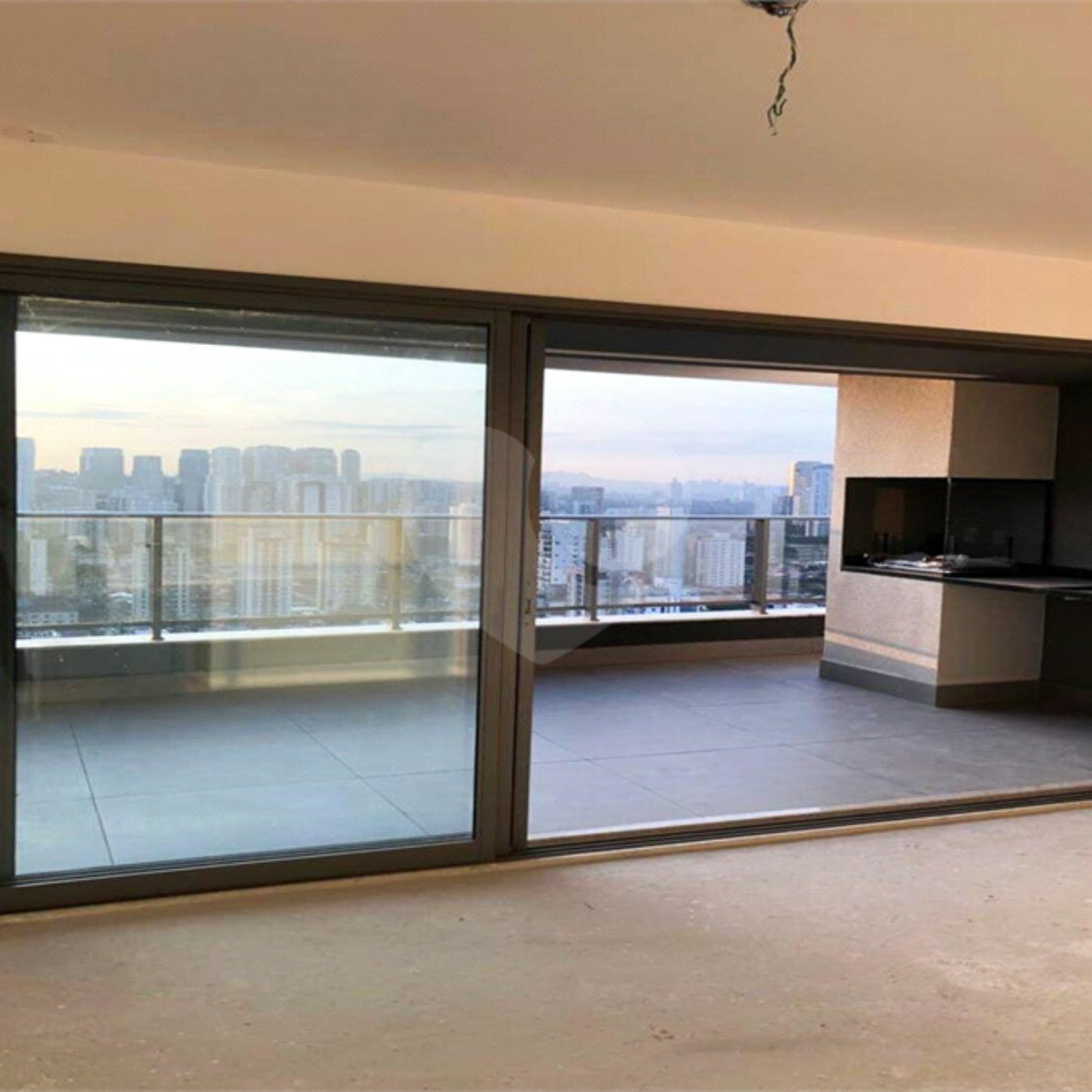 Apartamento à venda com 3 suítes em Brooklin, São Paulo, SP