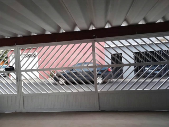 Sobrado à venda com 5 quartos em Tremembé, São Paulo, SP