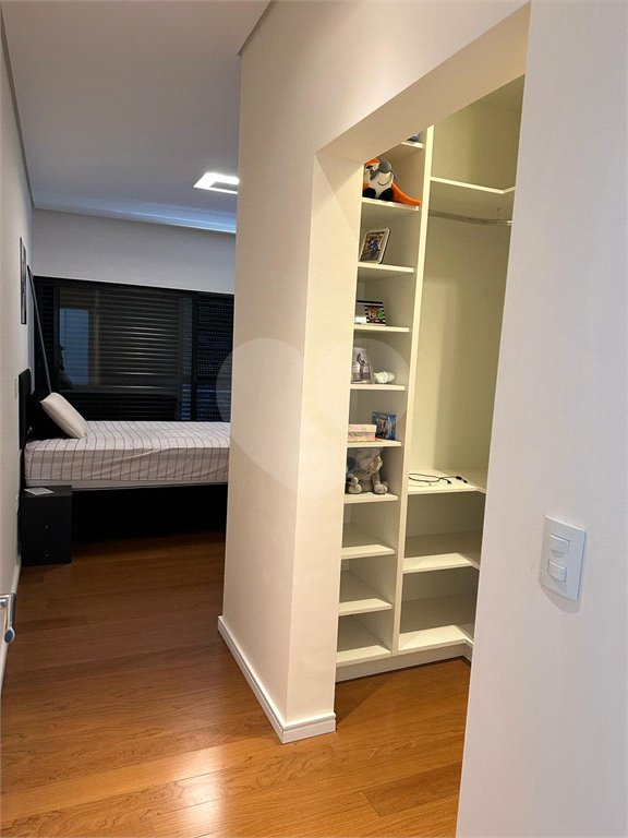 Casa à venda com 5 suítes no condomínio Porto de Atibaia, Atibaia - SP