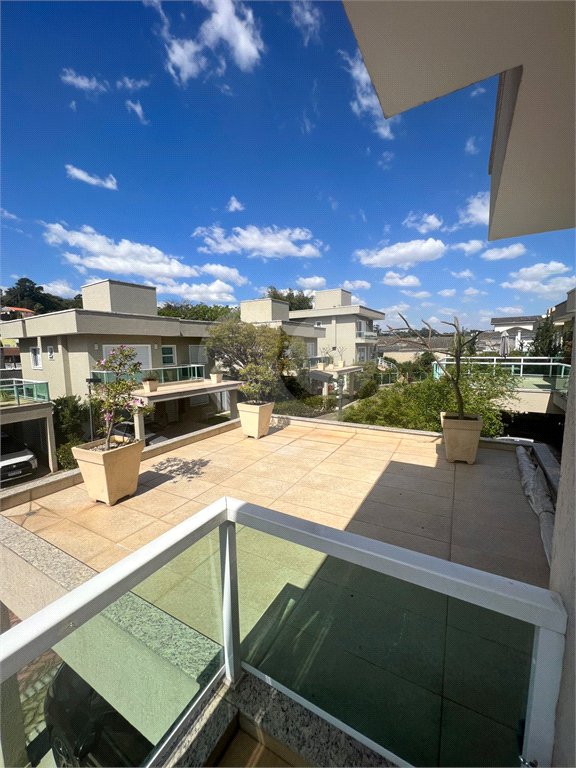 Casa à venda com 4 suítes no condomínio Residencial Jabuticabeiras, São Paulo - SP