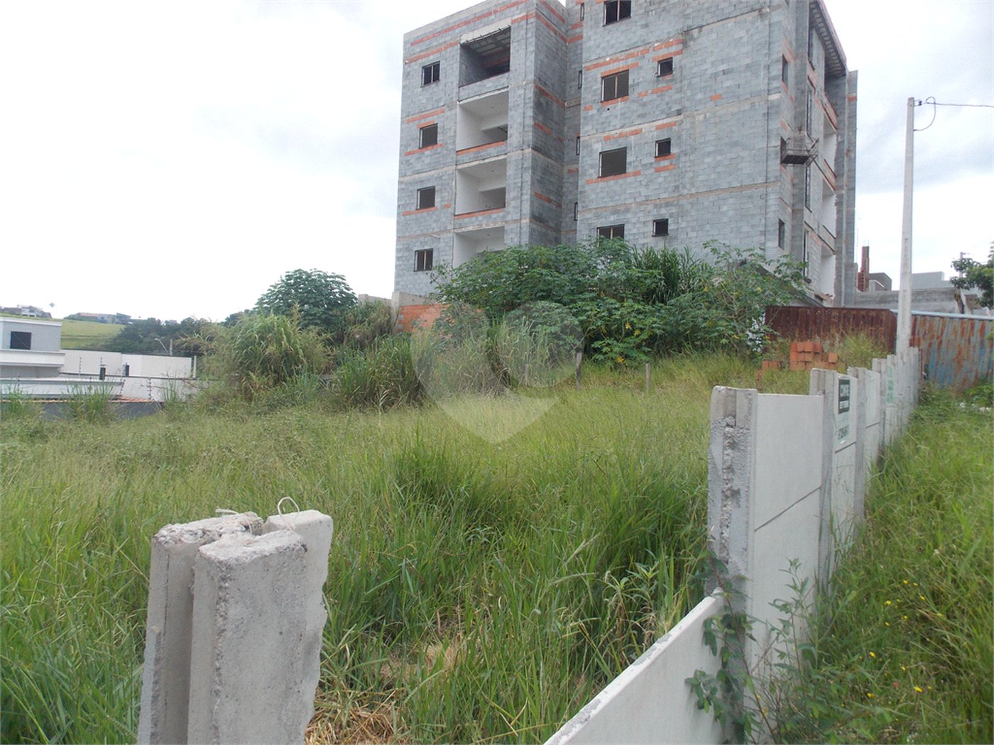 Terreno à venda em Residencial Jardins da Catalunha, Atibaia, SP