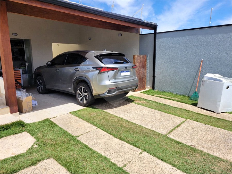 Casa à venda com 3 suítes em Chácara Areal, Indaiatuba, SP
