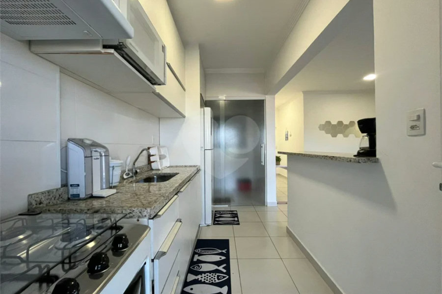 Apartamento à venda com 2 quartos, sendo 1 suíte,  em Indaiá, Bertioga, SP