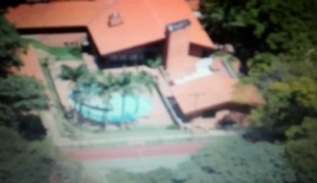 Sobrado à venda com 7 quartos, sendo 5 suítes,  em Chácara das Paineiras, Carapicuíba, SP