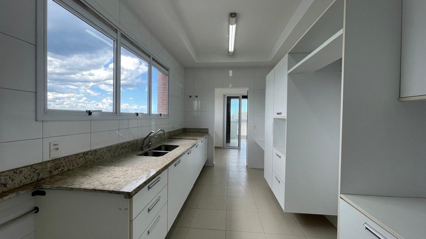 Apartamento com 4 dormitórios à venda, 274 m² por R$ 4.690.000,00 - Boqueirão - Santos/SP