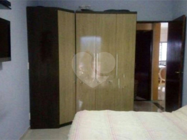 Sobrado à venda com 4 quartos, sendo 1 suíte,  em Tremembé, São Paulo, SP