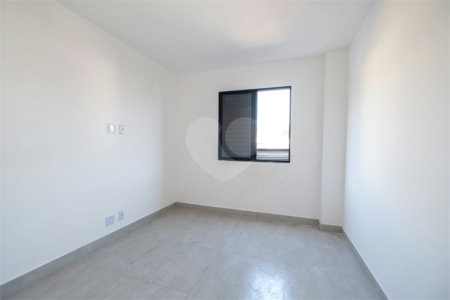Casa à venda com 2 quartos no condomínio Residencial Laura, São Paulo - SP