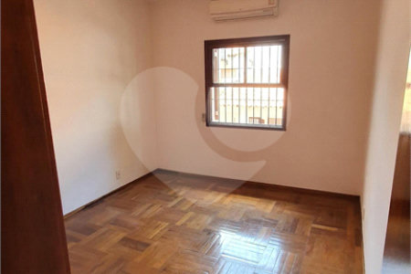 Sobrado à venda com 3 quartos, sendo 1 suíte, em Chácara Santo Antônio (zona Sul), São Paulo, SP