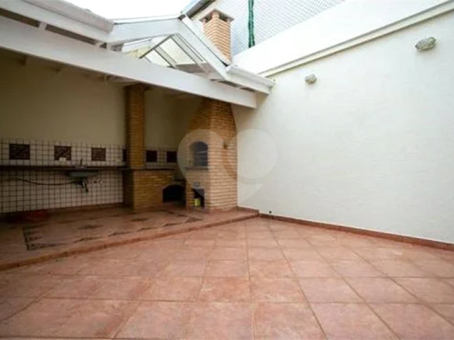 Sobrado à venda com 3 suítes em Santana, São Paulo, SP