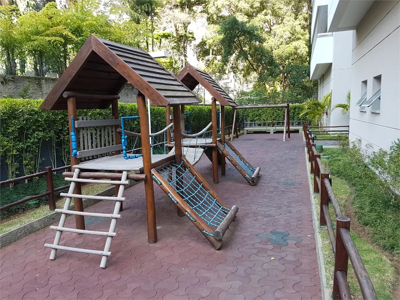 Apartamento à venda com 3 suítes em Jardim Londrina, São Paulo, SP
