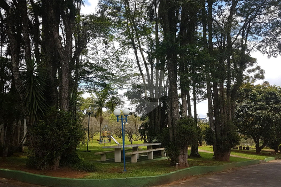 Casa à venda com 5 quartos, sendo 1 suíte, em Serra da Cantareira, Mairiporã, SP