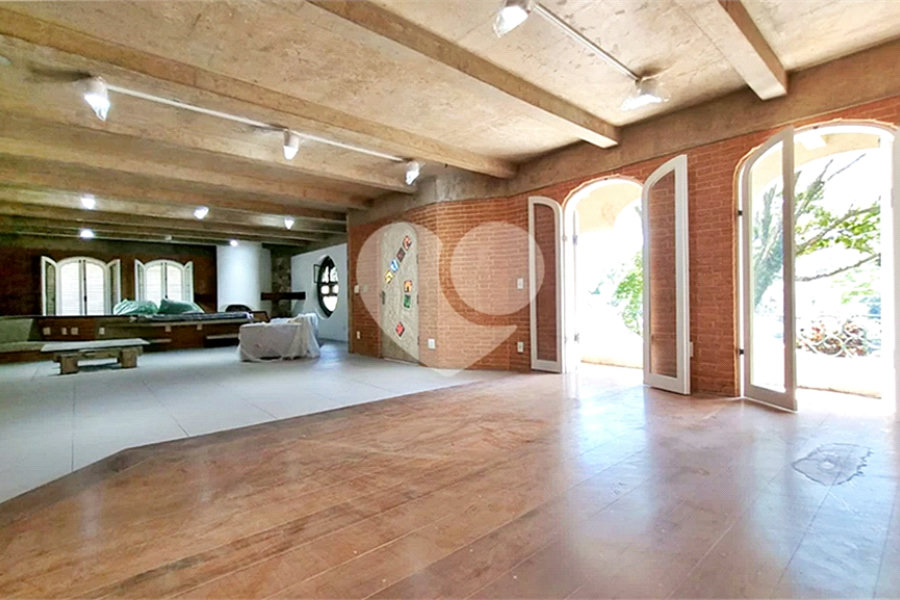 Casa à venda ou para alugar com 3 suítes em Tremembé, São Paulo, SP