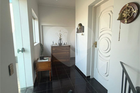 Sobrado à venda com 3 quartos, sendo 2 suítes, em Vila Paulicéia, São Paulo, SP