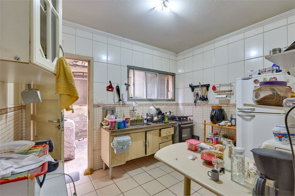 Casa à venda com 4 quartos, sendo 2 suítes, em Santo Amaro, São Paulo, SP