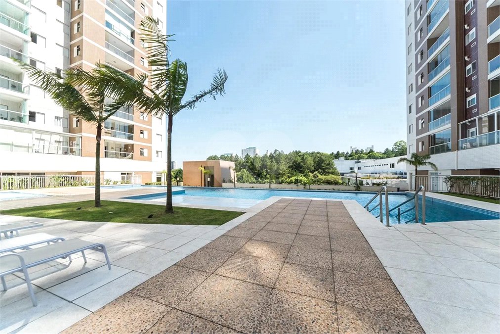 Apartamento para alugar com 3 quartos, sendo 1 suíte, em Baeta Neves, São Bernardo do Campo, SP