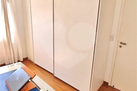 Apartamento à venda com 3 suítes em Vila Romana, São Paulo, SP