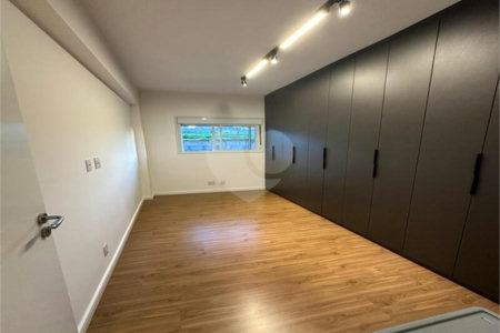 Cobertura à venda com 2 quartos, sendo 1 suíte, em Bairro do Cambará, São Roque, SP