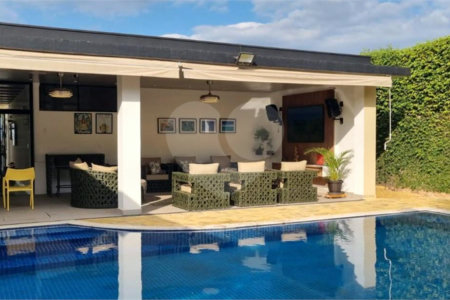 Casa à venda com 4 suítes no condomínio Xapada, Itu - SP