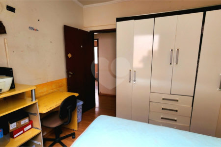 Casa à venda com 4 quartos, sendo 1 suíte, em Jardim Nova Época, Araraquara, SP