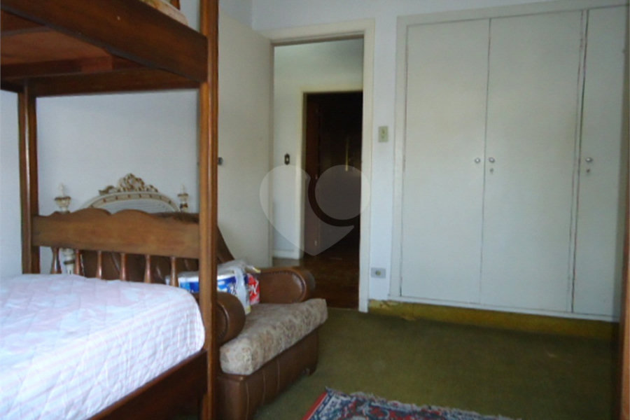 Sobrado à venda com 4 quartos em Santana, São Paulo, SP