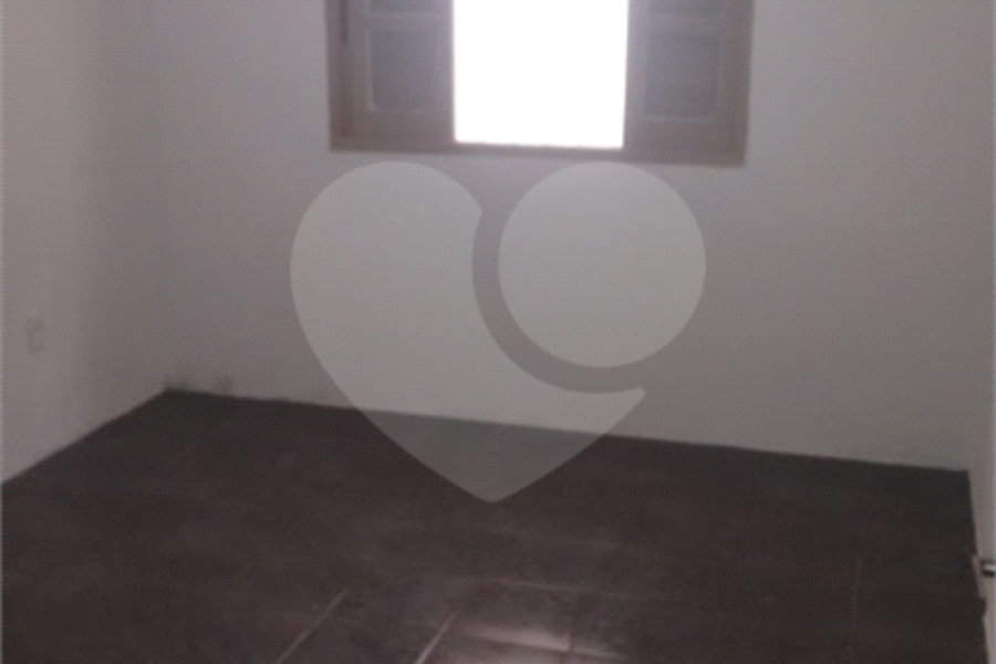 Sobrado à venda com 3 quartos, sendo 1 suíte, em Horto Florestal, São Paulo, SP