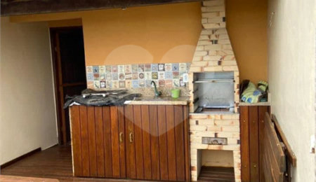 Casa à venda com 3 quartos, sendo 2 suítes,  em Peró, Cabo Frio, RJ
