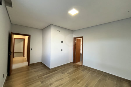 Casa à venda com 4 suítes no condomínio Alphaville Nova Esplanada 3, Votorantim - SP