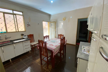 Casa à venda com 4 quartos, sendo 1 suíte, em Campos Elíseos, Ribeirão Preto, SP