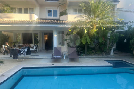 Casa à venda com 5 suítes em Barra da Tijuca, Rio de Janeiro, RJ