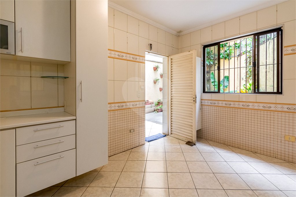 Casa à venda com 3 quartos, sendo 1 suíte, em São Judas, São Paulo, SP