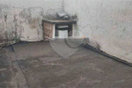 Casa térrea para venda na Vila Faria.