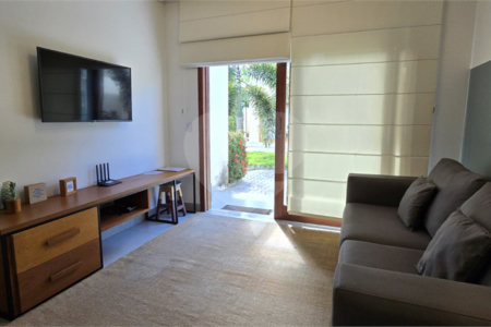 Casa à venda com 3 quartos, sendo 1 suíte, no Centro / Arraial D'ajuda, Porto Seguro, BA