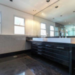 Casa à venda com 4 suítes no condomínio L`exclusive, São Paulo - SP