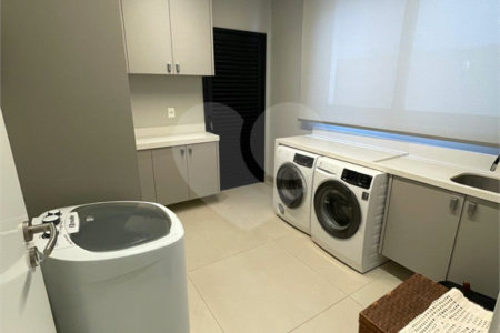 Casa à venda com 4 suítes no condomínio Quinta das Laranjeiras, Araraquara - SP