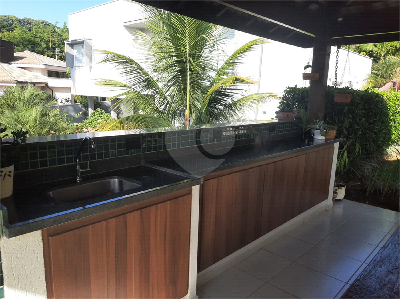 Casa à venda com 4 quartos, sendo 2 suítes,  no condomínio Estância Marambaia, Vinhedo - SP