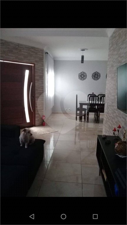 Casa à venda com 4 quartos, sendo 1 suíte, em Parque Santa Rosa, Suzano, SP