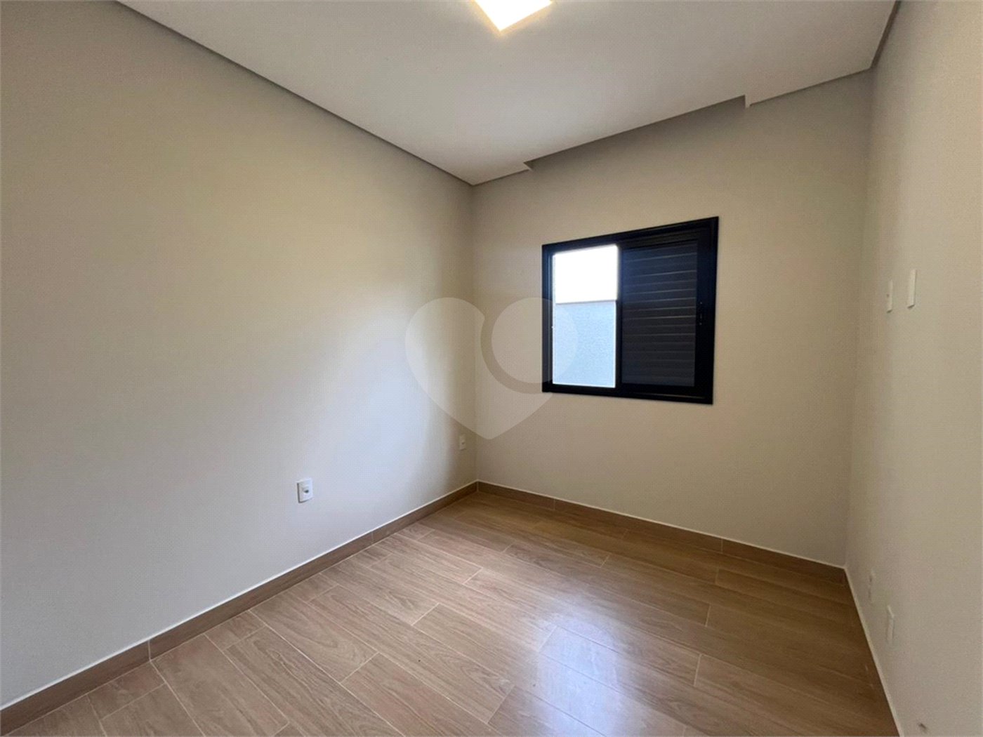Casa à venda com 3 quartos, sendo 1 suíte, no condomínio Villagio_ipanema 1, Sorocaba - SP