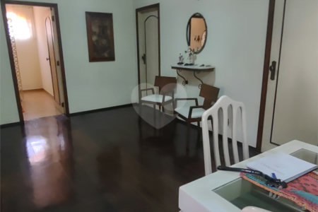Casa Térrea à venda com 3 quartos, sendo 1 suíte,  em Jardim América, Bragança Paulista, SP