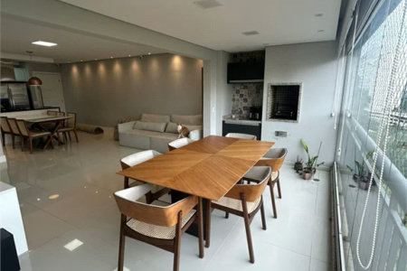 Apartamento à venda com 2 suítes em Parque Reboucas, São Paulo, SP