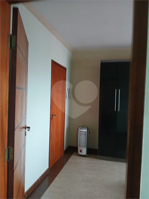 Casa à venda com 4 quartos, sendo 1 suíte, em Vila Romão, Salto, SP