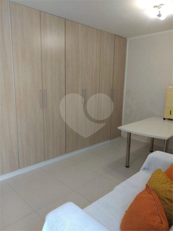 Sobrado à venda com 3 quartos, sendo 1 suíte, em Tremembé, São Paulo, SP