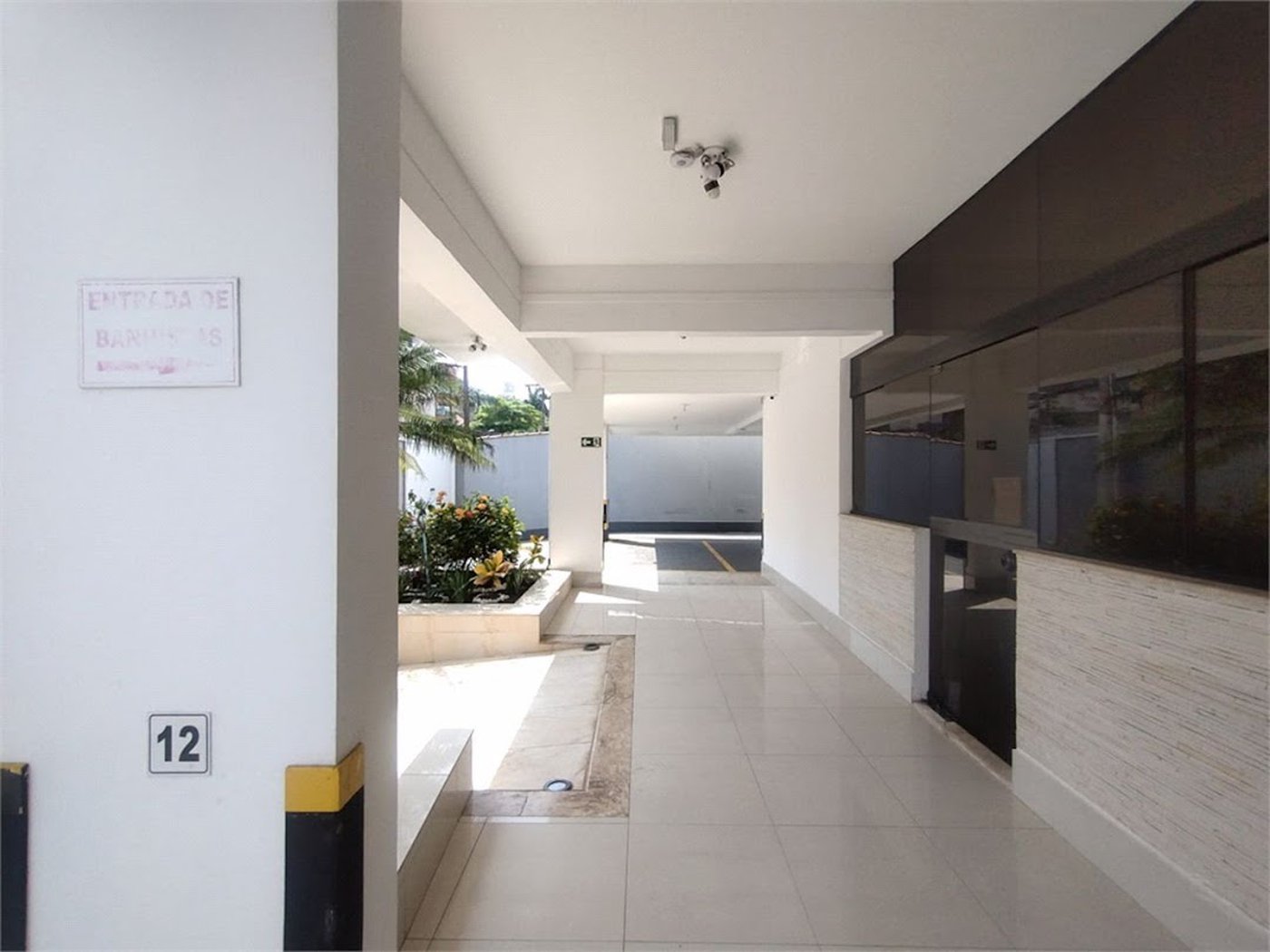 Apartamento com 2 dormitórios à venda, 63 m² por R$ 420.000,00 - Balneário Cidade Atlântica - Guarujá/SP
